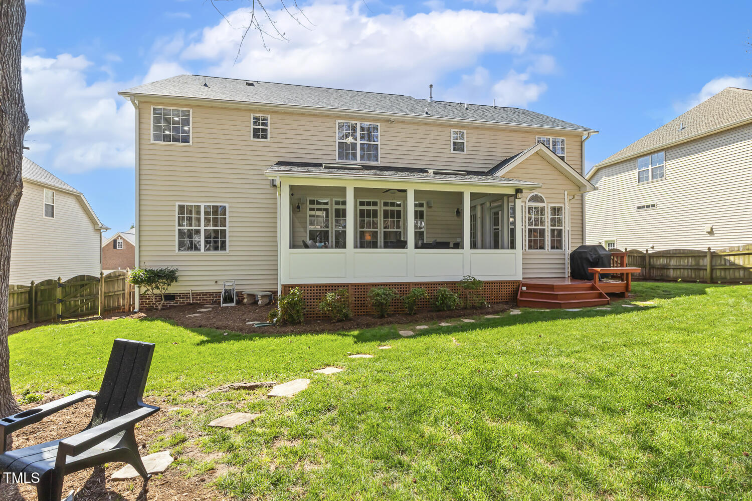 8215 Cushing Street Raleigh, NC 27613 - Photo 65 of 69 078