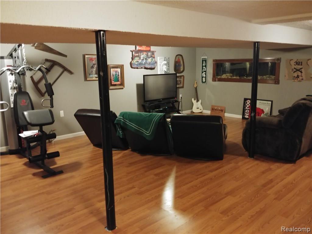 14108 Martin Road Warren, MI 48088 - Photo 21 of 25 20180203_172538.jpg