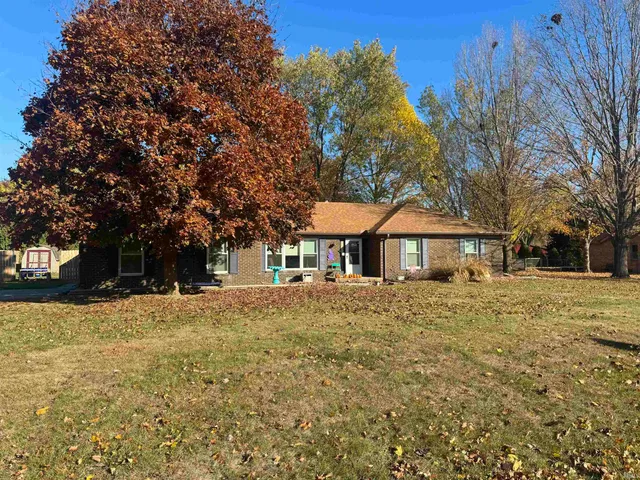 $189,900 | 1920 West Westholme Drive, Marion, IN 46952