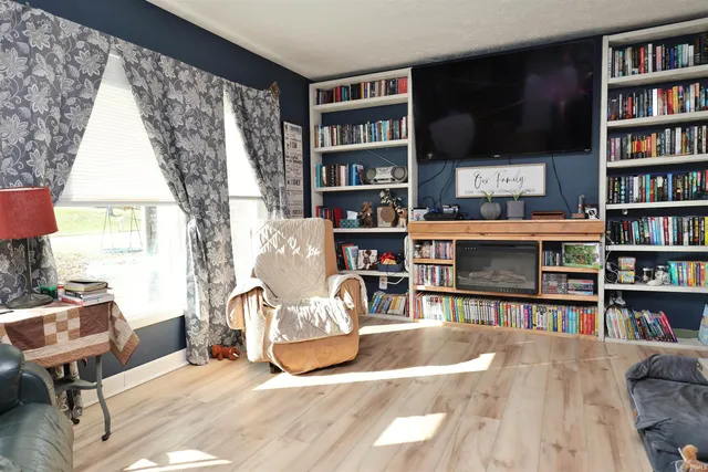 $189,900 | 1920 West Westholme Drive, Marion, IN 46952