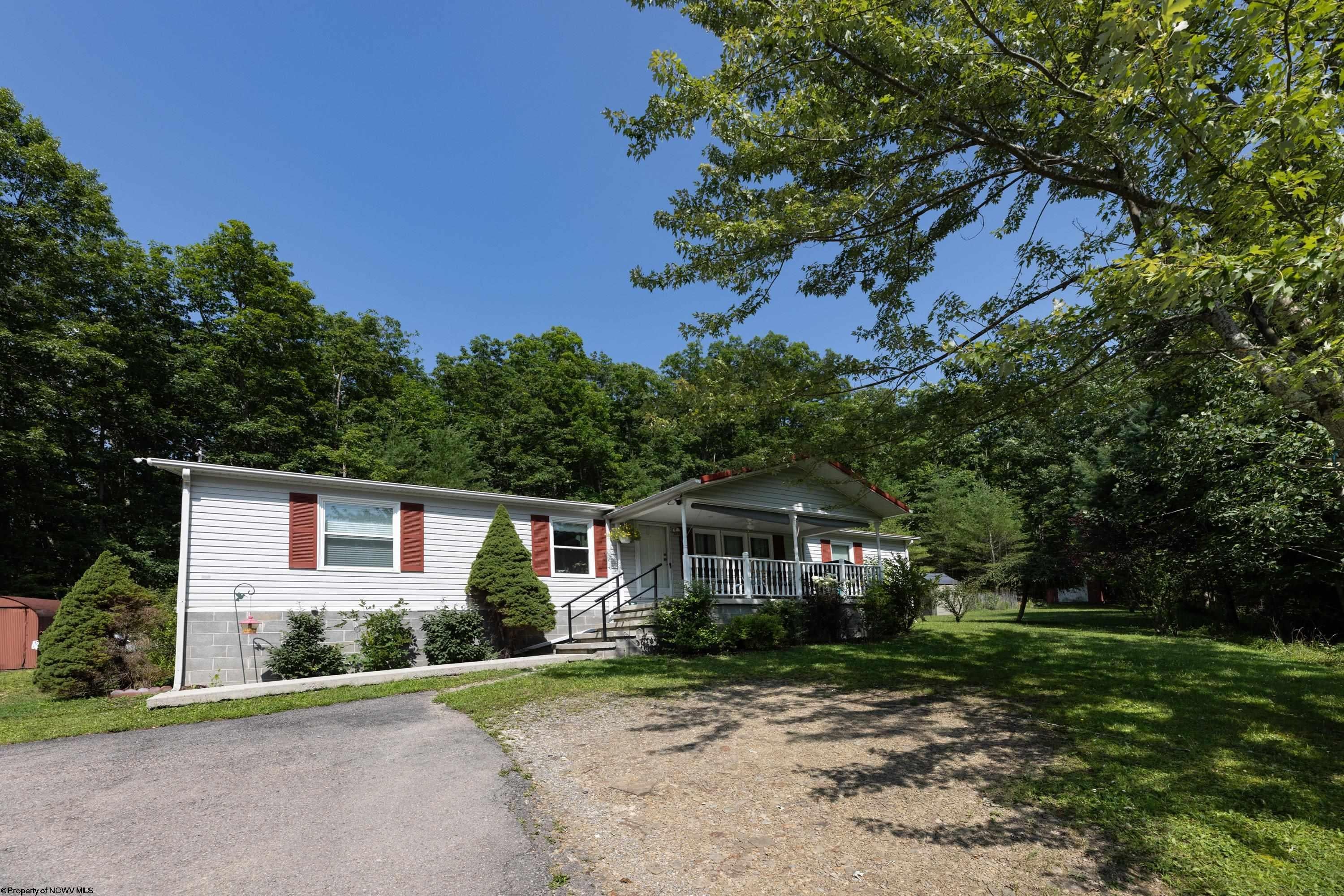 146 Starr Road Beverly, WV 26253 - Photo 2 of 25 Gallery Image 2