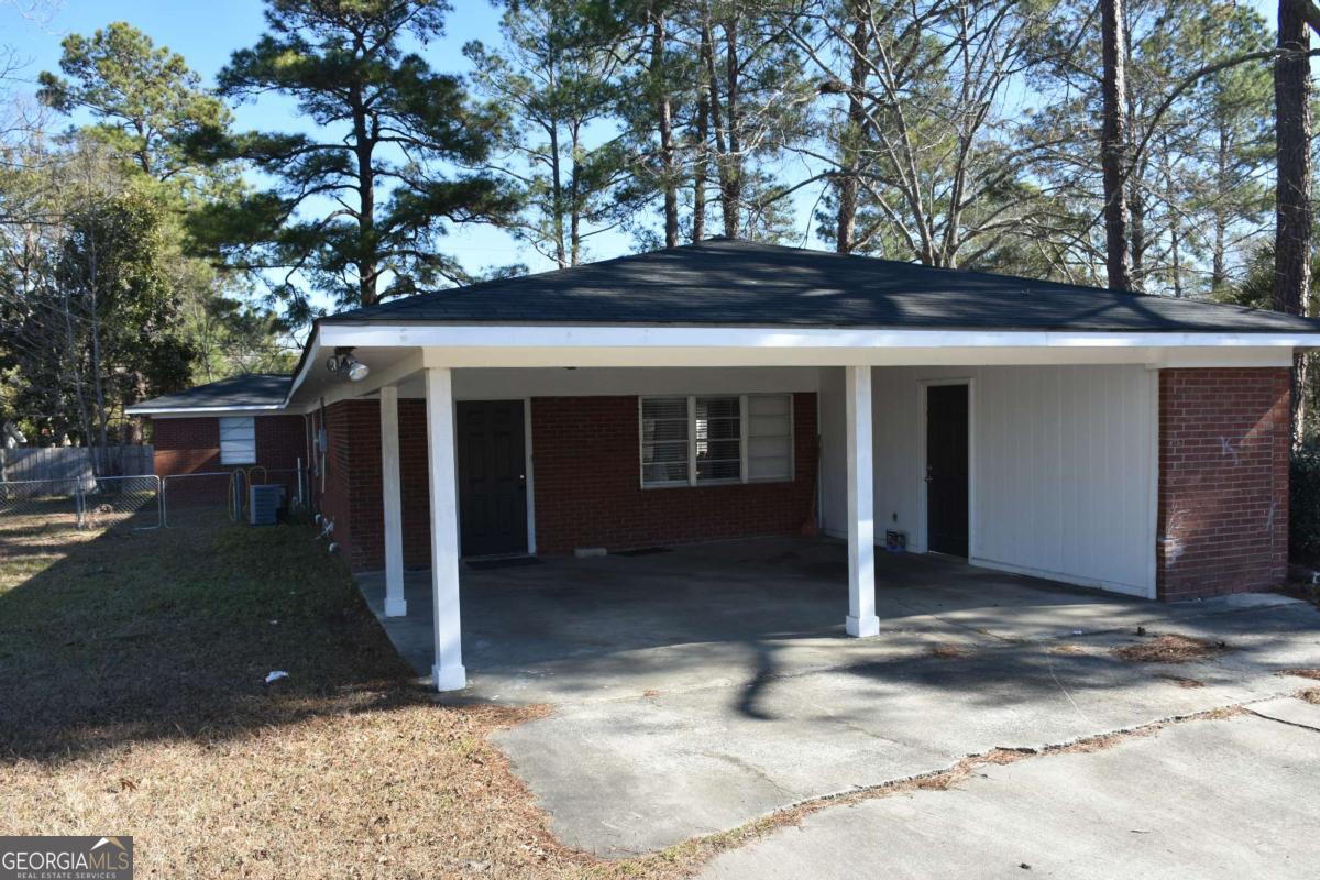 611 North Fourth Street Jesup, GA 31545 - Photo 4 of 6