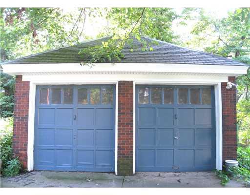 315 Castlegate Road Forest Hills, PA 15221 - Photo 18 of 18 Parking Lot/Garage.