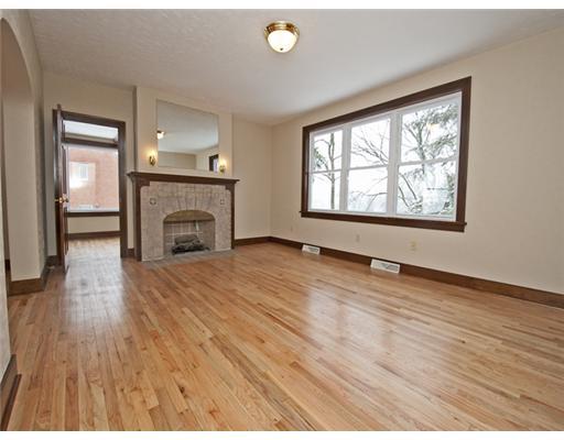 315 Castlegate Road Forest Hills, PA 15221 - Photo 3 of 18 Living Room.