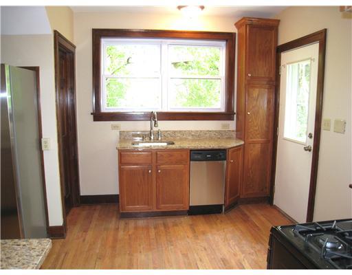 315 Castlegate Road Forest Hills, PA 15221 - Photo 7 of 18 Kitchen.