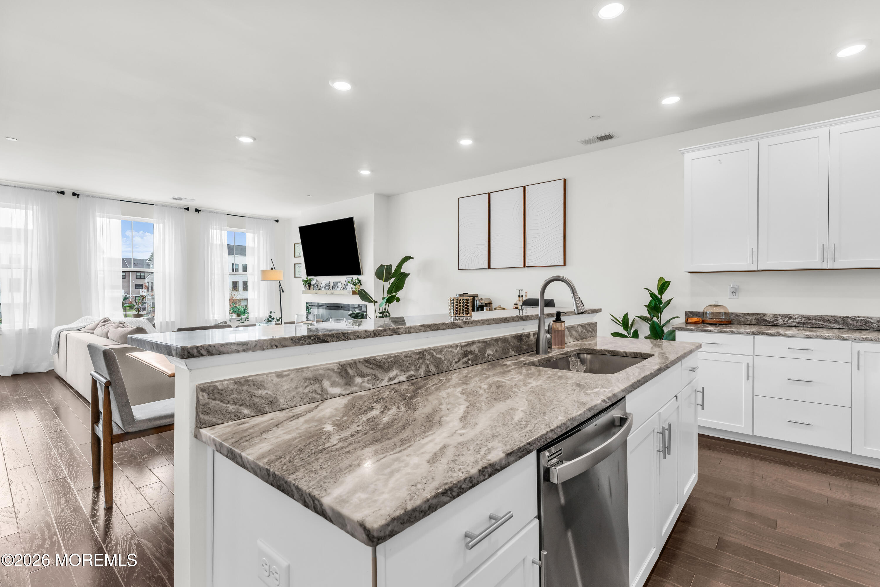51 Midway Road North Tinton Falls, NJ 07724 - Photo 12 of 35 photos_high_resolution_HOM00916