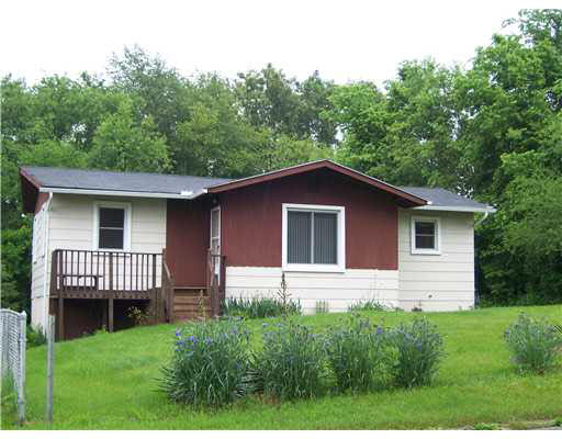 56136 Pine Road South Bend, IN 46619 - Photo 1 of 9 Gallery Image 1