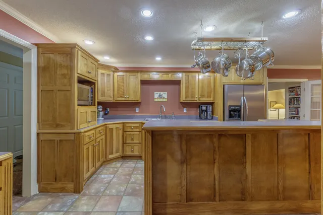 $839,900 | 801 Thomas Avenue, Chickamauga, GA 30707