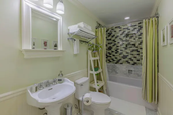 $695,000 | 801 Thomas Avenue, Chickamauga, GA 30707