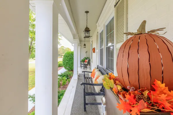 $695,000 | 801 Thomas Avenue, Chickamauga, GA 30707