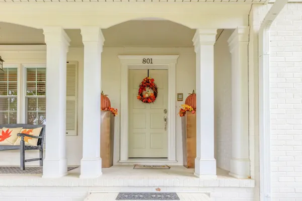 $695,000 | 801 Thomas Avenue, Chickamauga, GA 30707