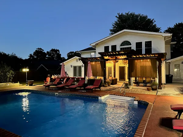 $695,000 | 801 Thomas Avenue, Chickamauga, GA 30707