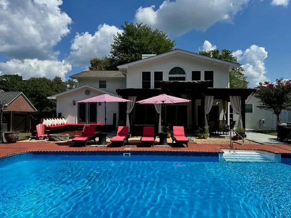 $695,000 | 801 Thomas Avenue, Chickamauga, GA 30707