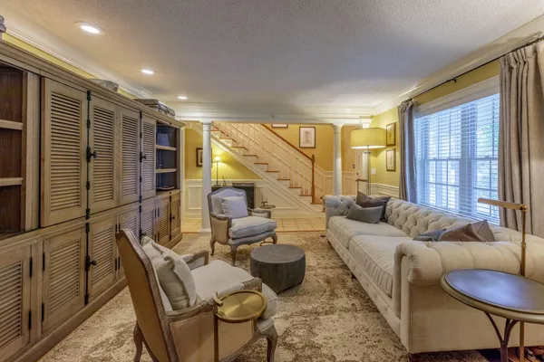 $695,000 | 801 Thomas Avenue, Chickamauga, GA 30707
