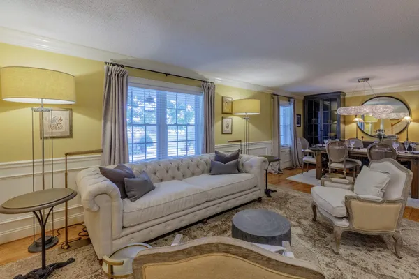 $695,000 | 801 Thomas Avenue, Chickamauga, GA 30707