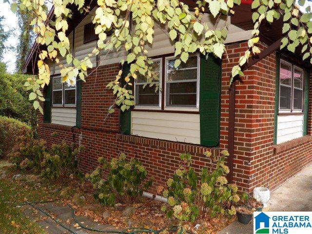 1224 Arklow Road Weaver, AL 36277 - Photo 4 of 44