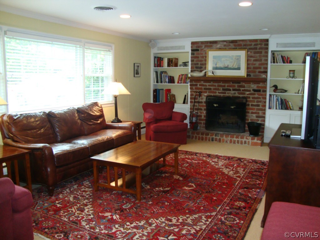 8809 Watlington Road Henrico, VA 23229 - Photo 8 of 18 Gallery Image 8