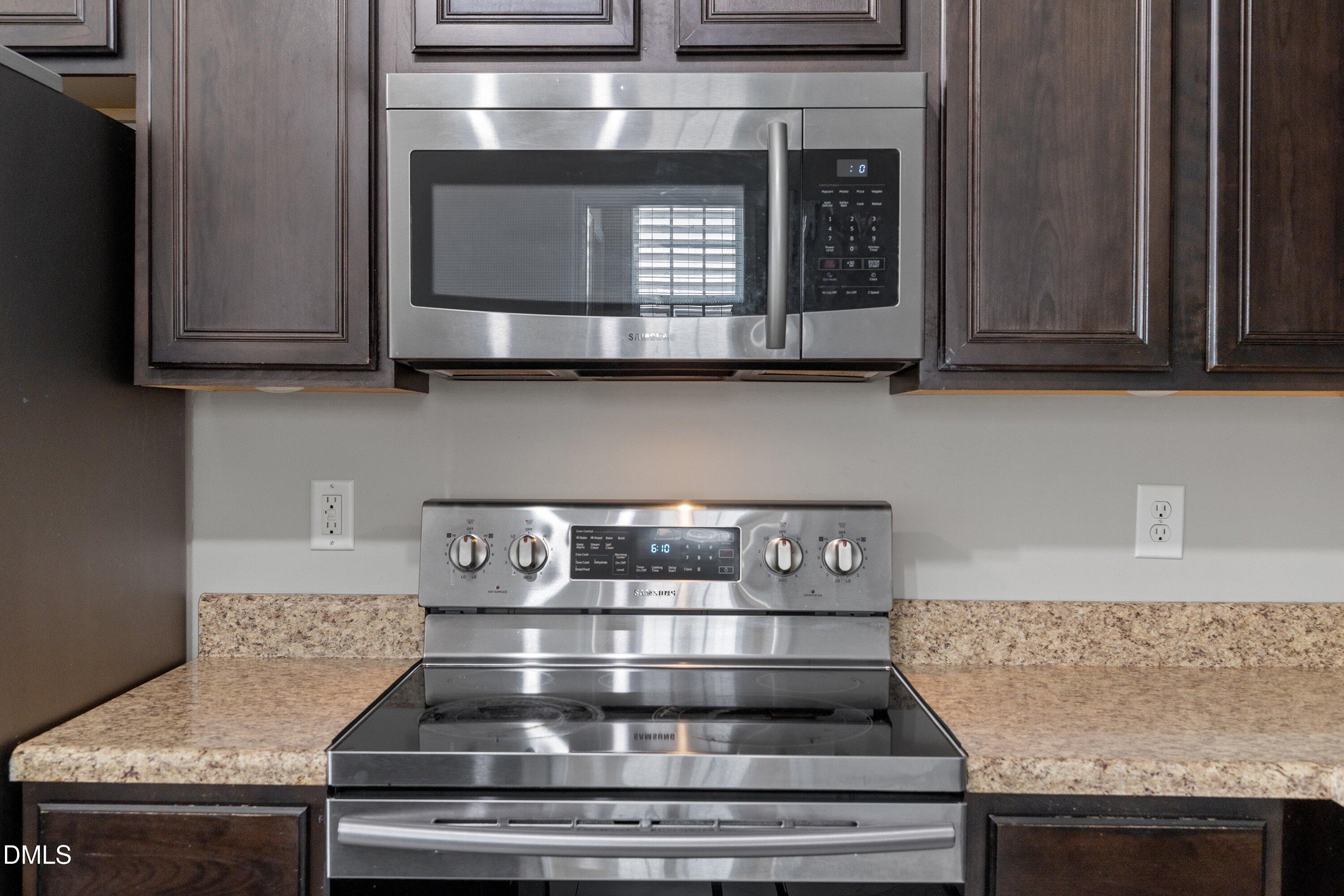 123 Scotch Bonnet Ridge Clayton, NC 27520 - Photo 12 of 41 19-123 Scotch Bonnet Ridge_0287