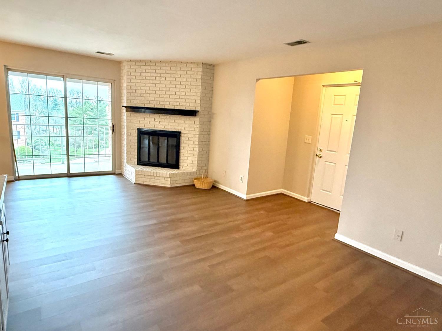 5342 Werk Road, Unit A12 Cincinnati, OH 45248 - Photo 8 of 30 Gallery Image 8