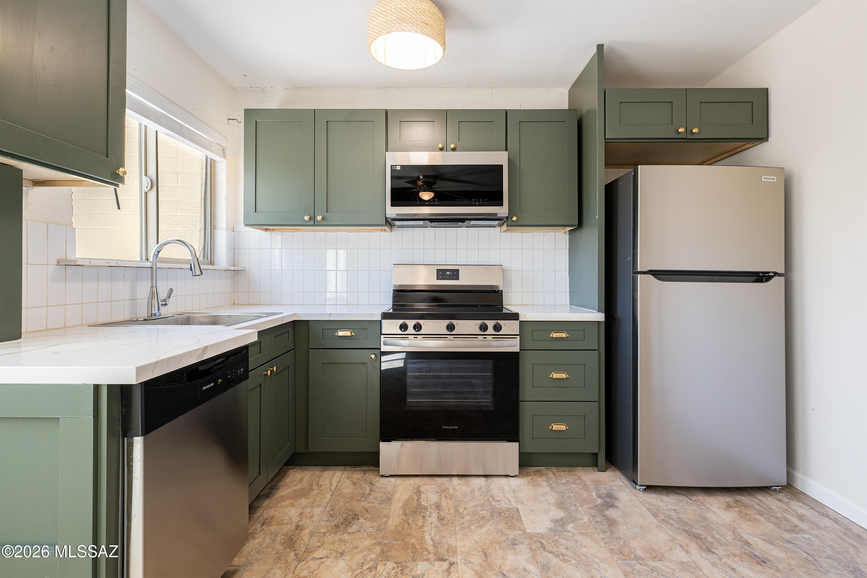 5901 North Oracle Road, Unit 28 Tucson, AZ 85704 - Photo 17 of 30 5901 Oracle 28 (16)