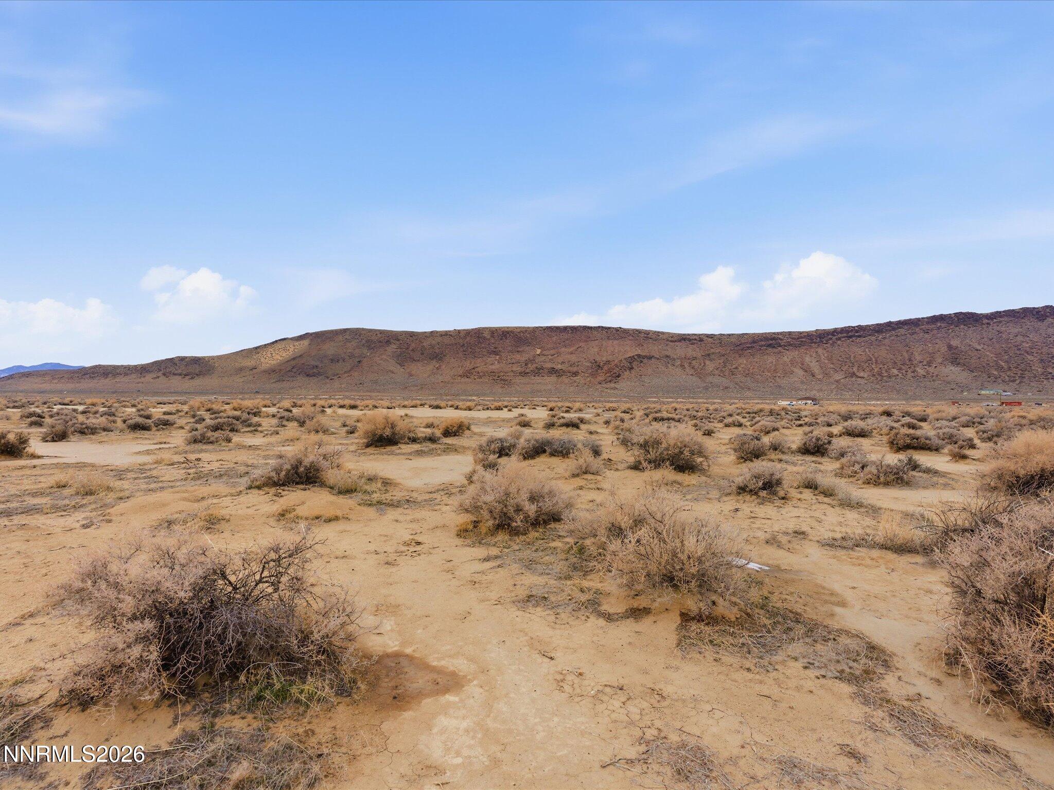 9035 Vía Segundo Silver Springs, NV 89429 - Photo 27 of 30 29-Middle of property looking N
