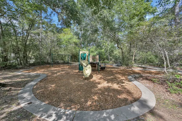 $679,000 | 31 East Amberglow Circle, The Woodlands, TX 77381