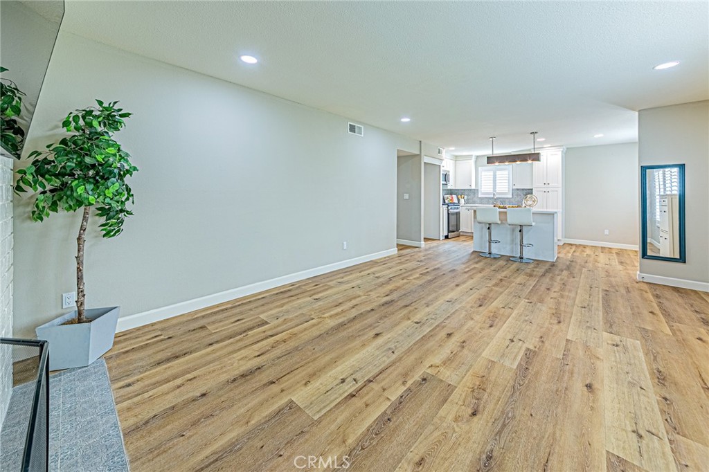 15510 Williams Street, Unit F Tustin, CA 92780 - Photo 11 of 34