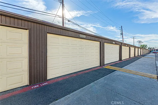$618,000 | 15510 Williams Street, Unit F, Tustin, CA 92780