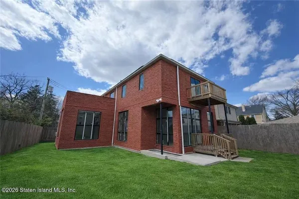 $1,790,000 | 25 Grasmere Avenue | Grasmere