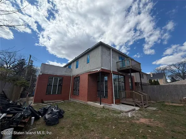 $1,790,000 | 25 Grasmere Avenue | Grasmere