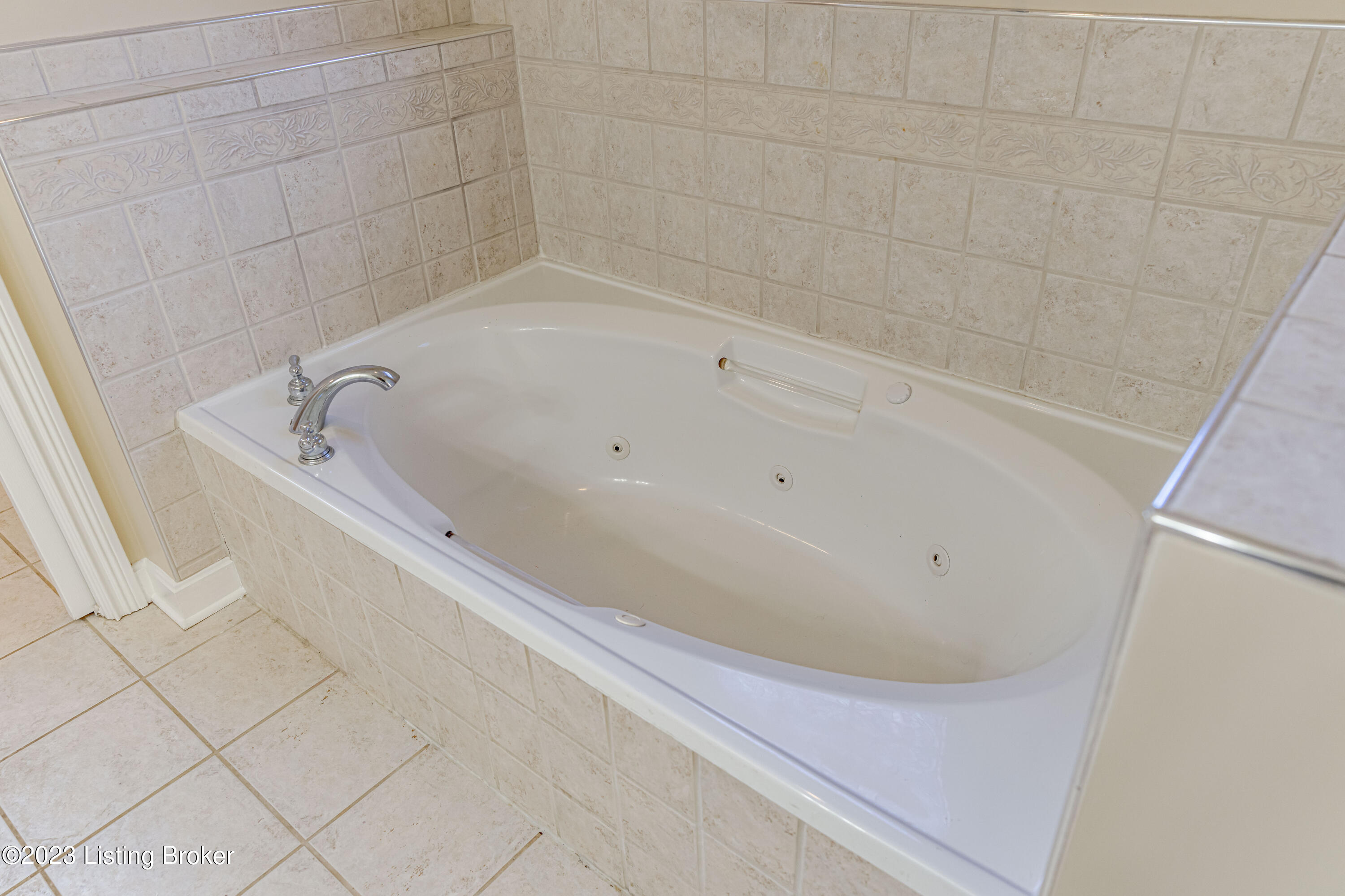 7110 Colton Road Crestwood, KY 40014 - Photo 35 of 95 DSC06482