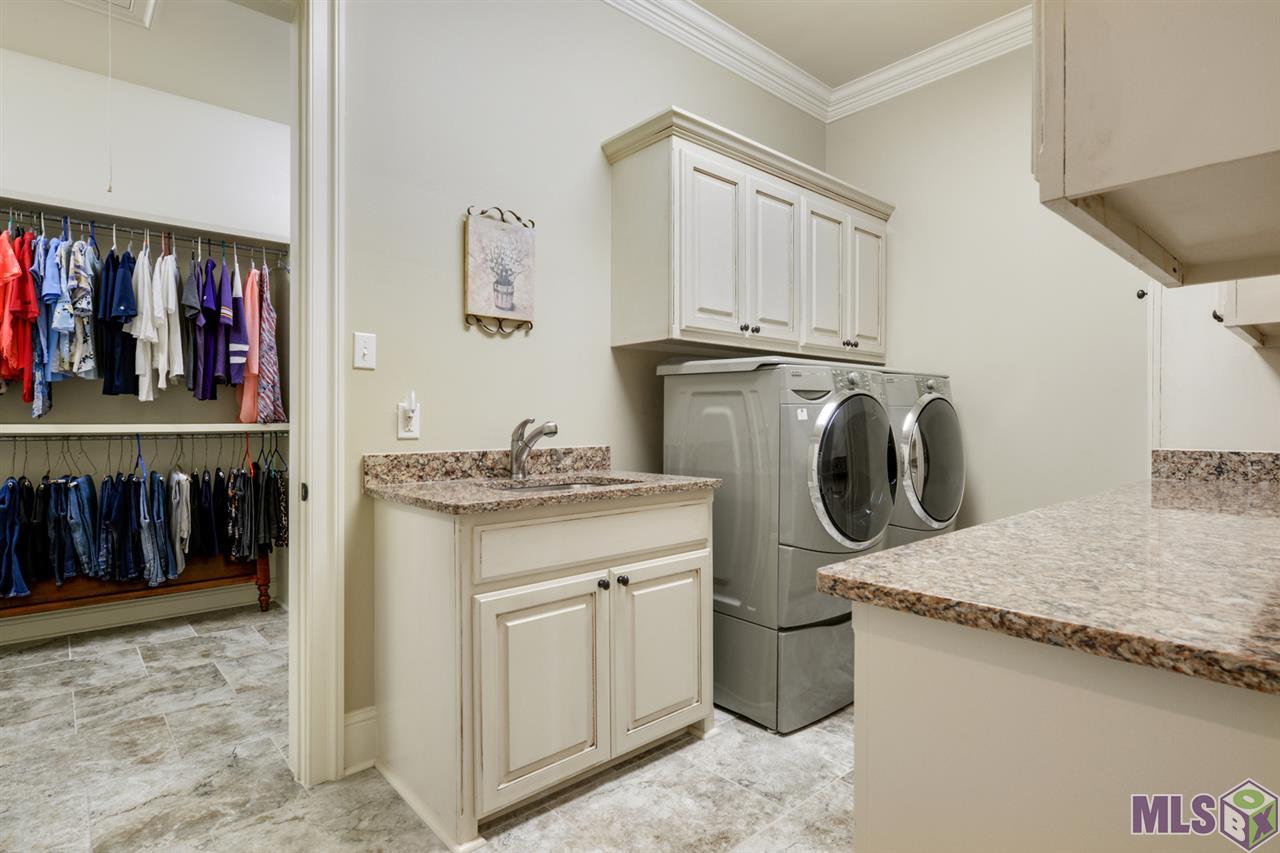 45496 Melancon Road St. Amant, LA 70774 - Photo 16 of 35 Laundry