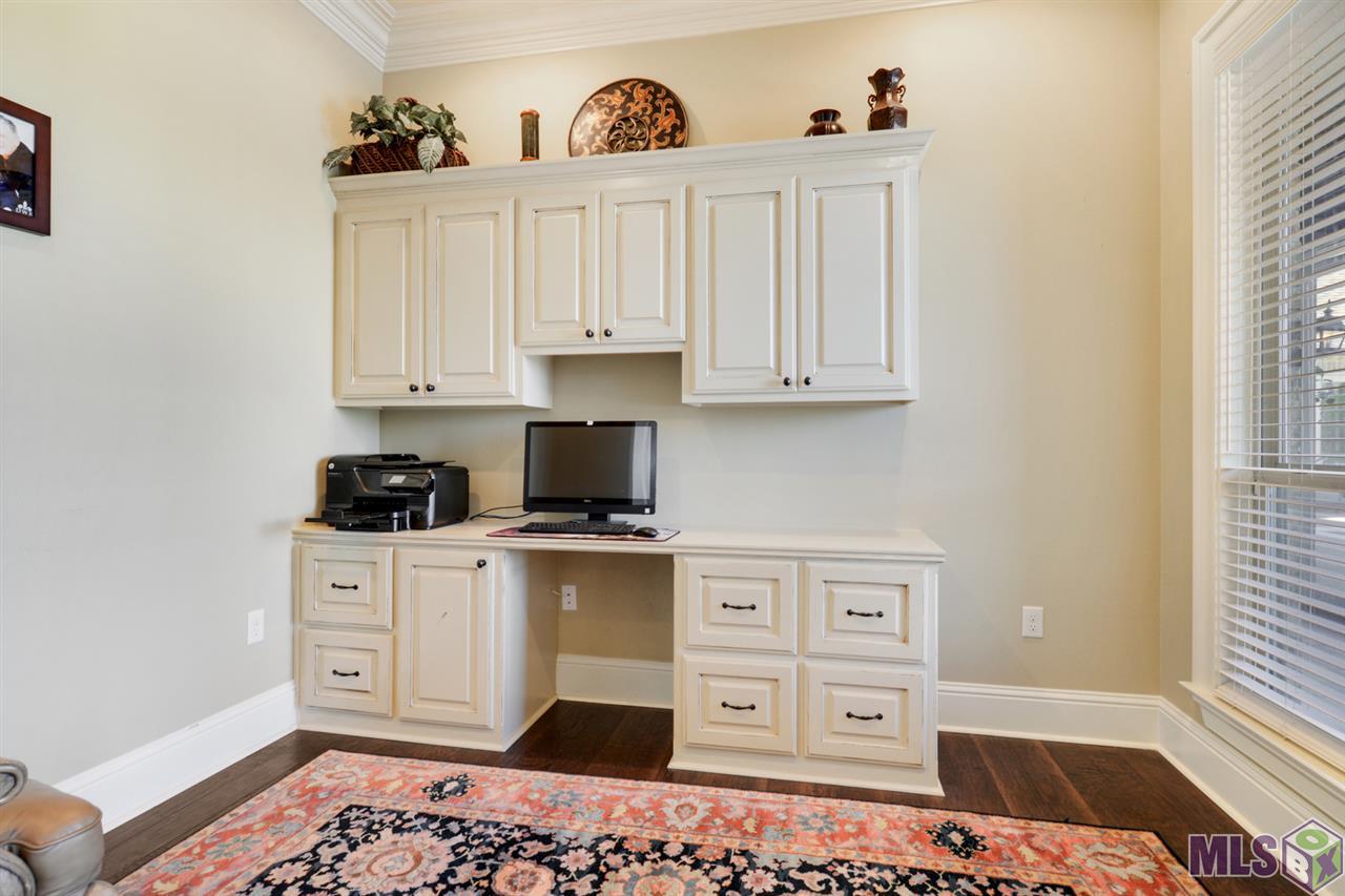 45496 Melancon Road St. Amant, LA 70774 - Photo 10 of 35 Office / Study