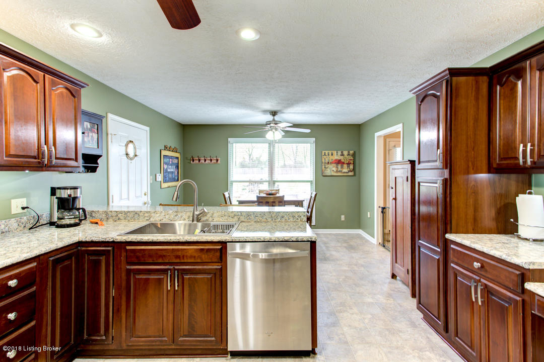5010 Fox Run Road Buckner, KY 40010 - Photo 14 of 41 5010 Fox Run Rd-13
