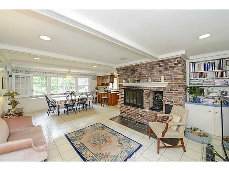 277 Howland Road East Greenwich, RI 02818 - Photo 3 of 22 Den/Family/Great Room.