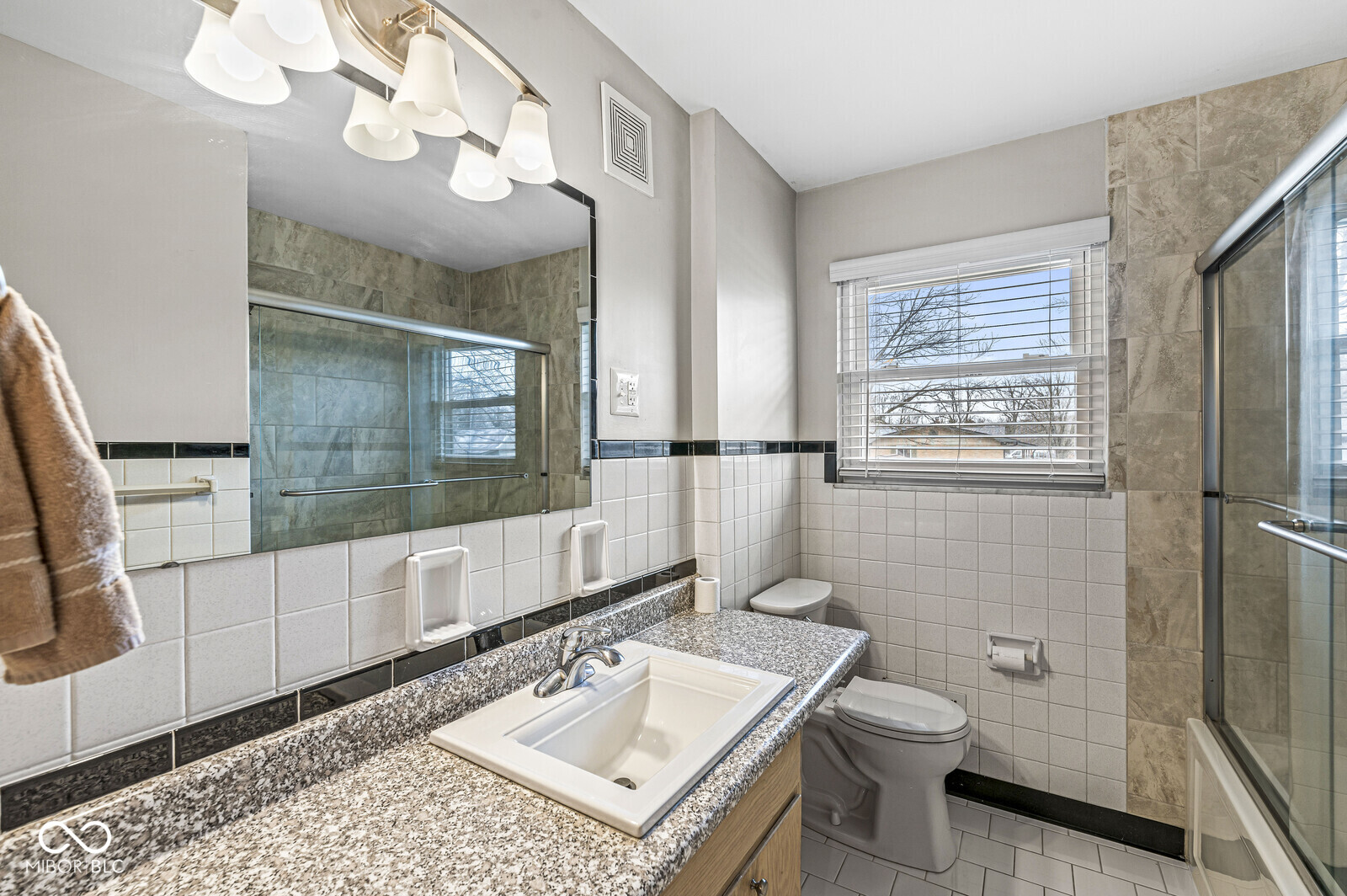 7039 Combs Road Indianapolis, IN 46237 - Photo 16 of 27 Gallery Image 16