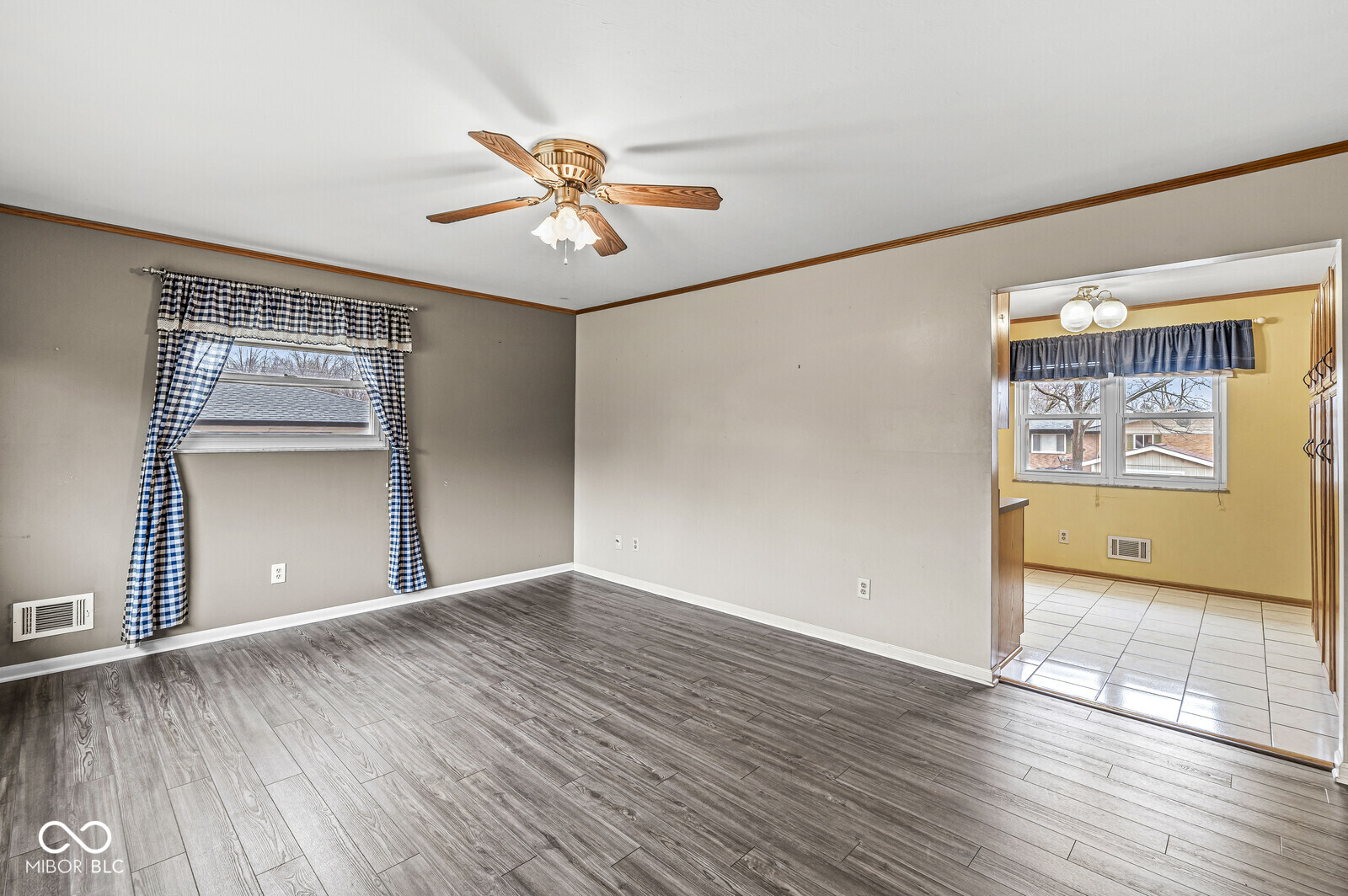 7039 Combs Road Indianapolis, IN 46237 - Photo 5 of 27 Gallery Image 5