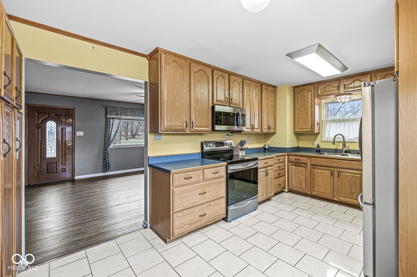 7039 Combs Road Indianapolis, IN 46237 - Photo 6 of 27 Gallery Image 6