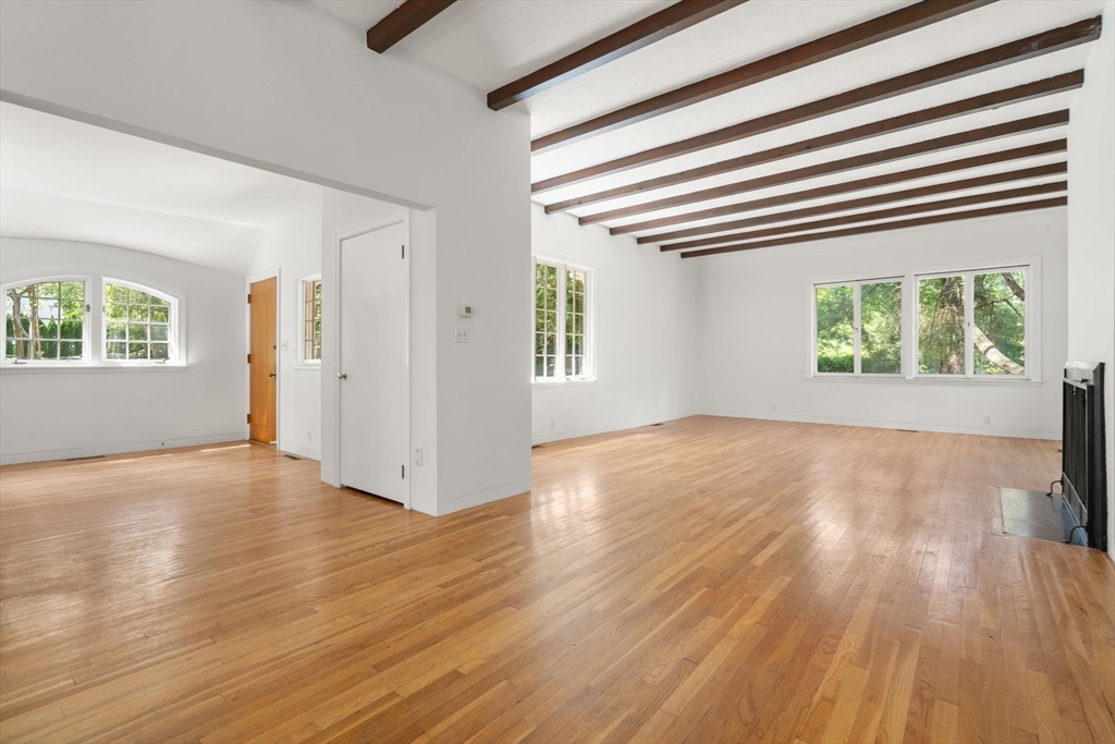 136 Dudley Road Newton, MA 02459 - Photo 10 of 23