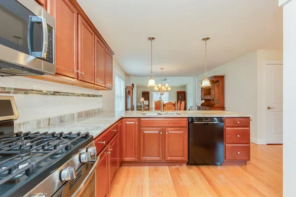 $639,900 | 59 Sagewood Drive, Pelham, NH 03076