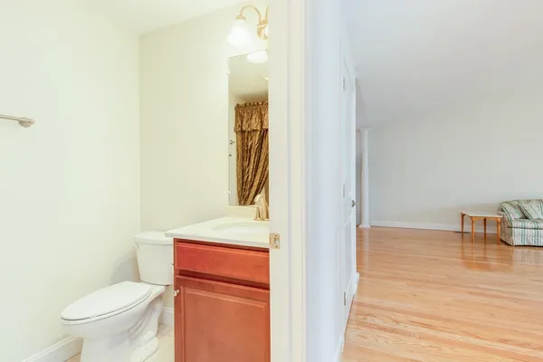 $639,900 | 59 Sagewood Drive, Pelham, NH 03076