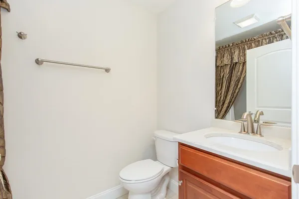 $639,900 | 59 Sagewood Drive, Pelham, NH 03076