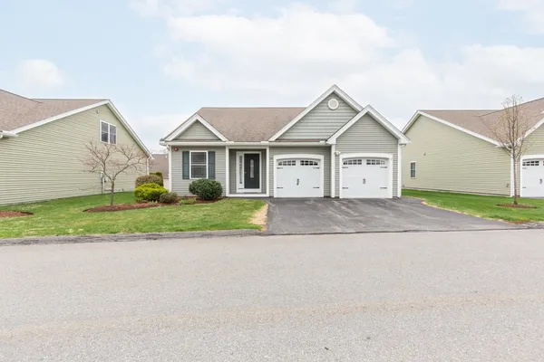 $639,900 | 59 Sagewood Drive, Pelham, NH 03076