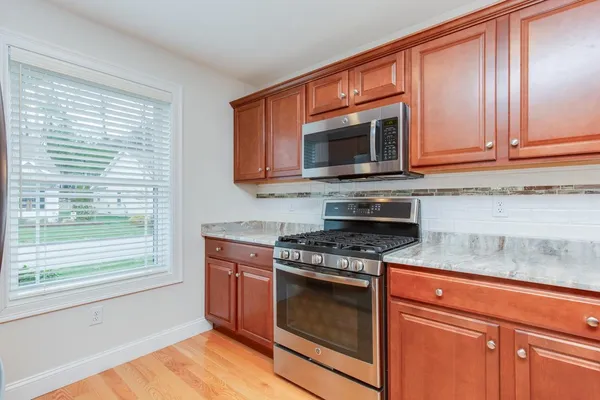 $639,900 | 59 Sagewood Drive, Pelham, NH 03076