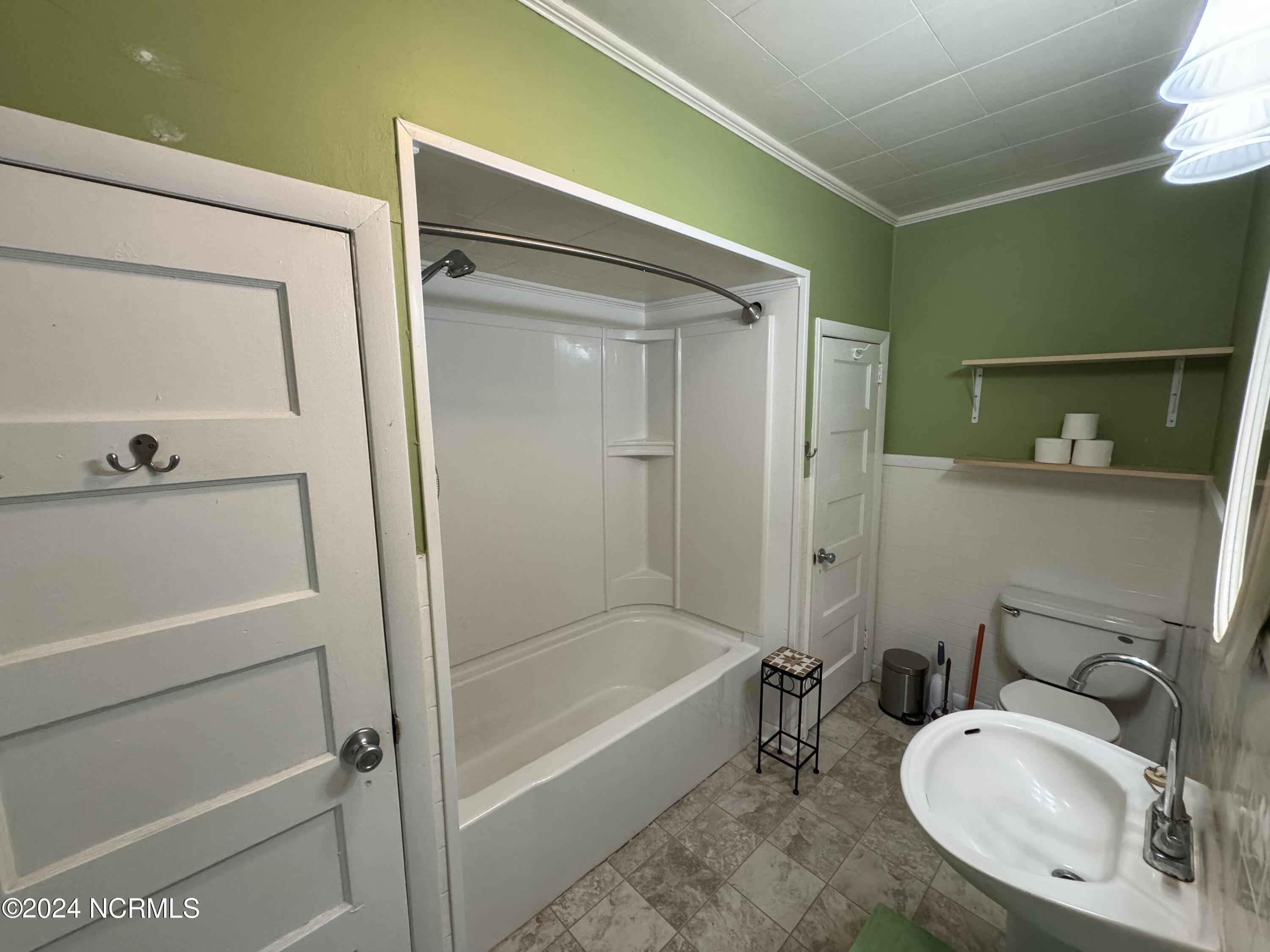2290 Kirby Road Southwest Supply, NC 28462 - Photo 14 of 29 Bath Room