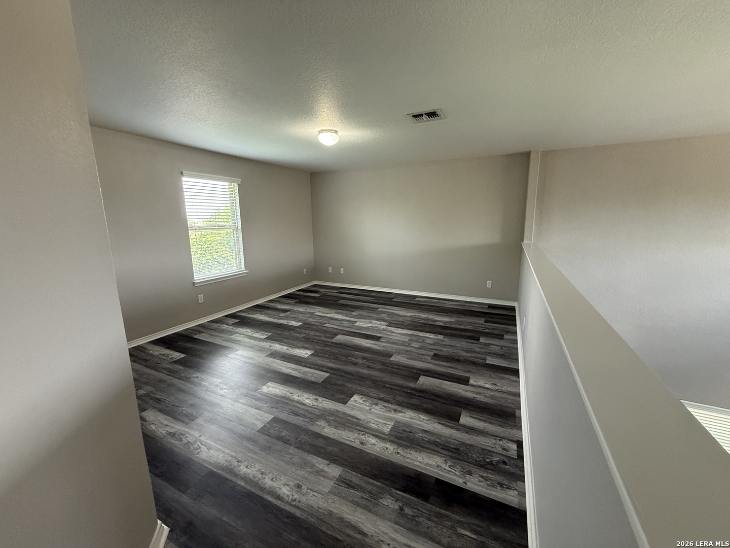 6010 Upland Road San Antonio, TX 78219 - Photo 9 of 28