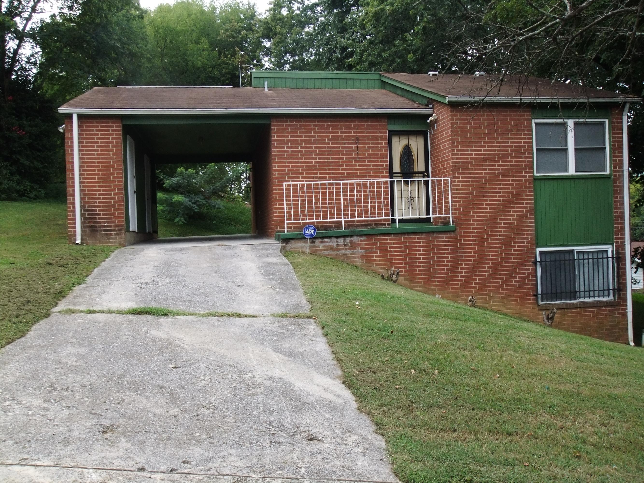 311 Surrey Road Knoxville, TN 37915 - Photo 1 of 1 311 Surrey_Front