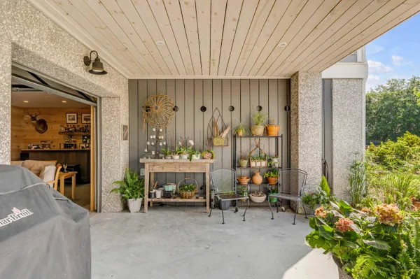 $2,495,000 | 1605 Bernier Cmns, Johns Island, SC 29455