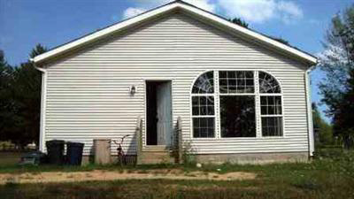 6614 East Bevens Road Deford, MI 48729 - Photo 5 of 9 20137636-4.JPG