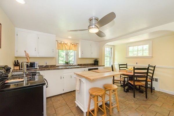 40 Reed Street Arlington, MA 02474 - Photo 10 of 30 Gallery Image 10